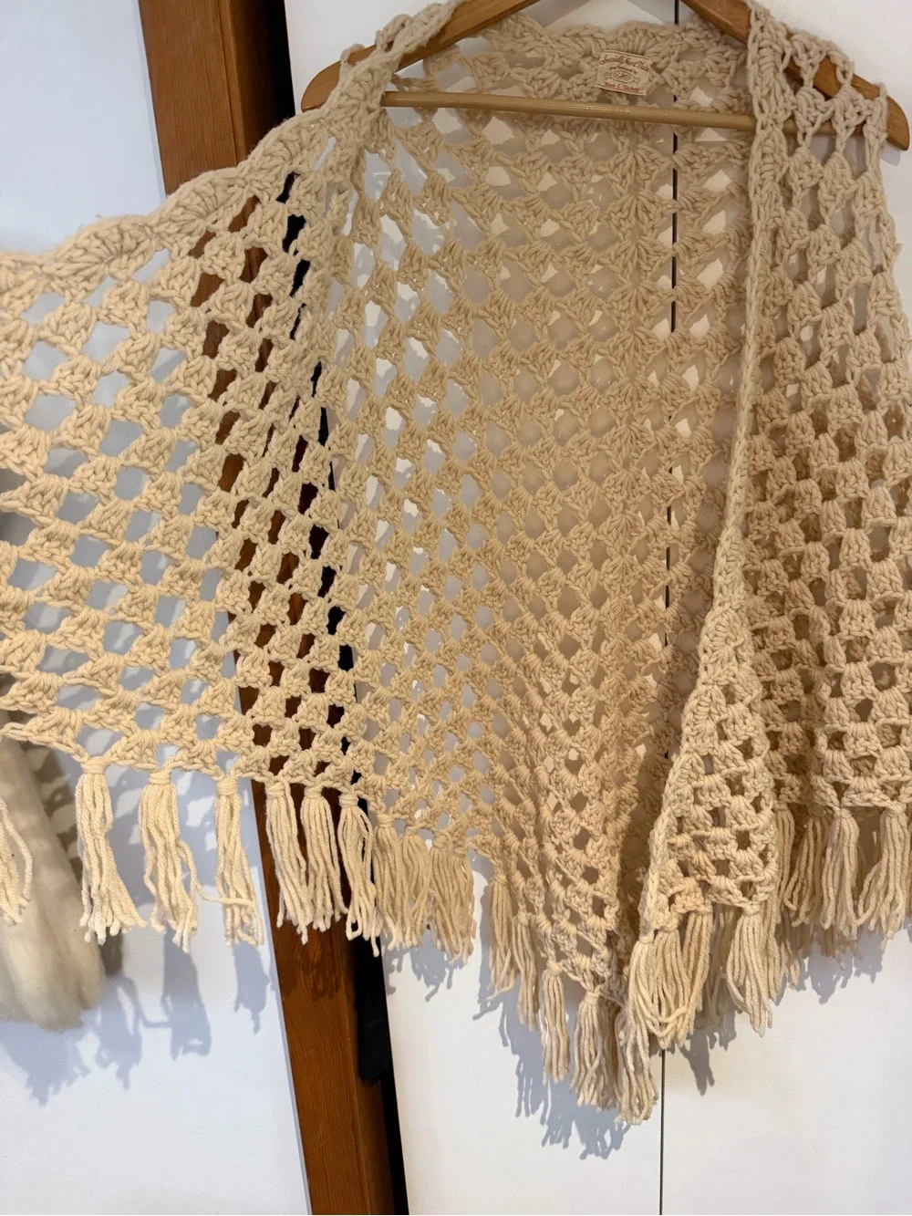 Vintage 70s Hand Crochet Open Weave Fringed Shawl Cream Bohemian